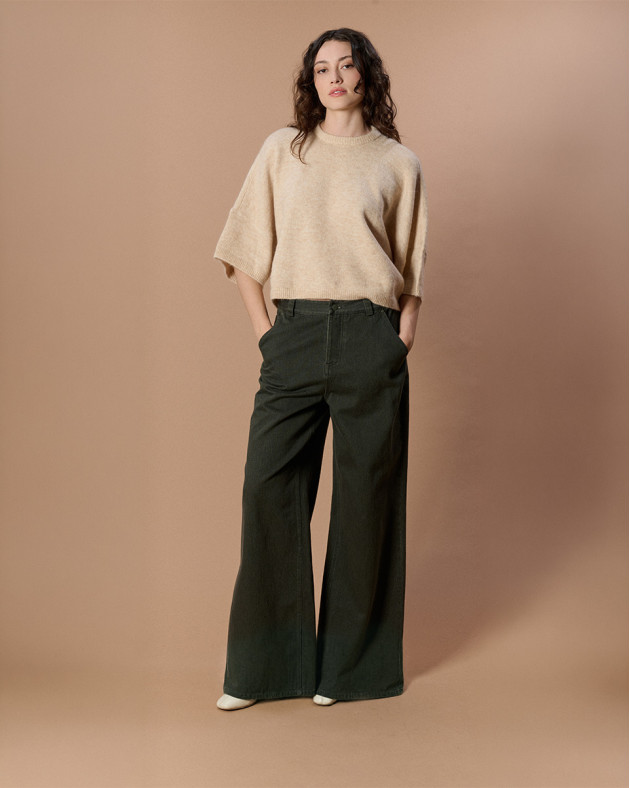 HELEN • Short-sleeve backless sweater